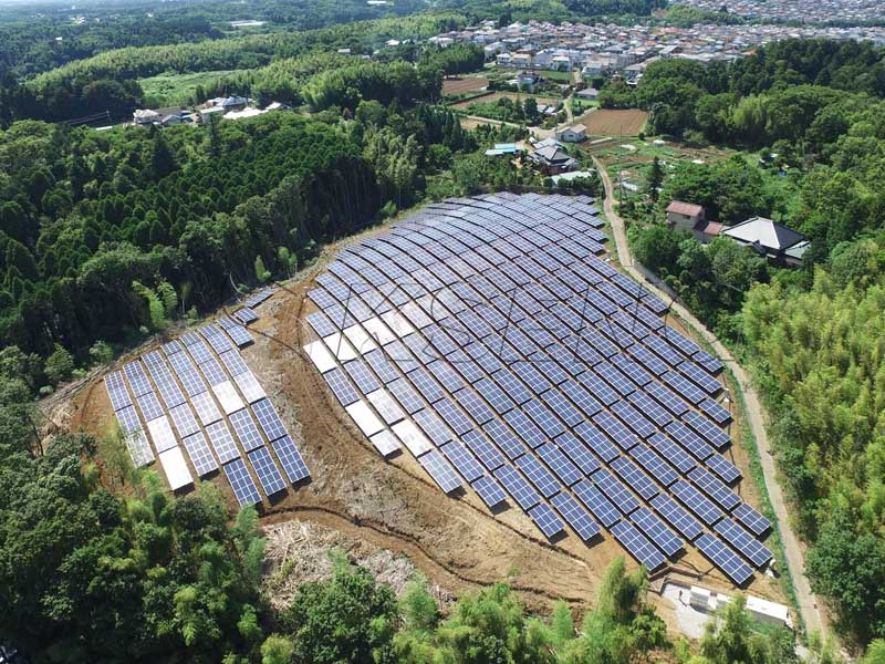 Syst&egrave;me de montage au sol de panneaux solaires 1MW
